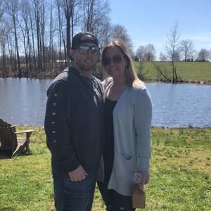 Meet your Posher, Casey